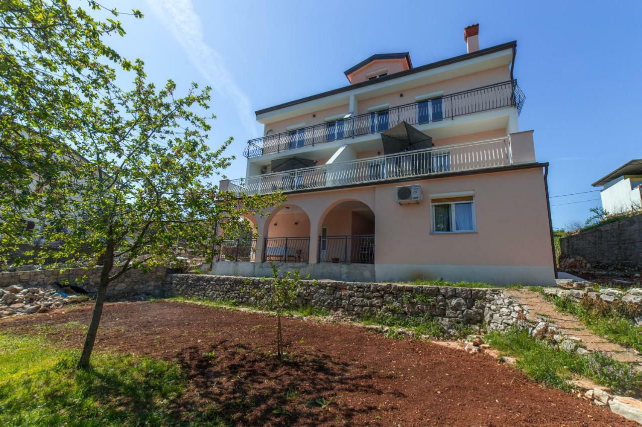 Apartments Raspolic Кастав Экстерьер фото