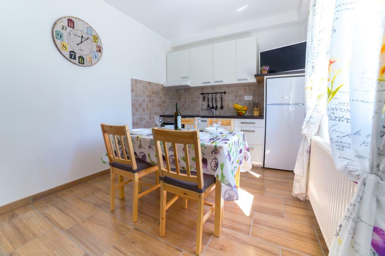 Apartments Raspolic Кастав Номер фото