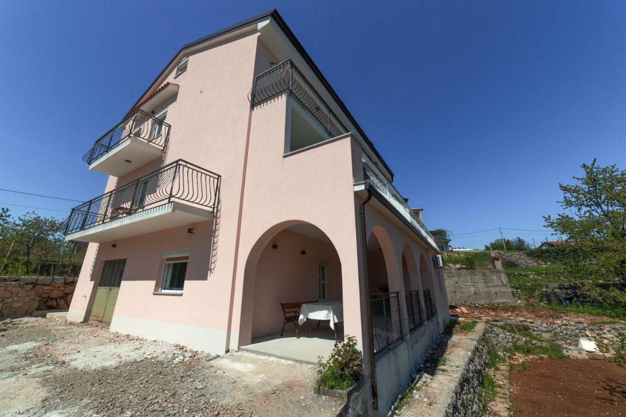 Apartments Raspolic Кастав Экстерьер фото
